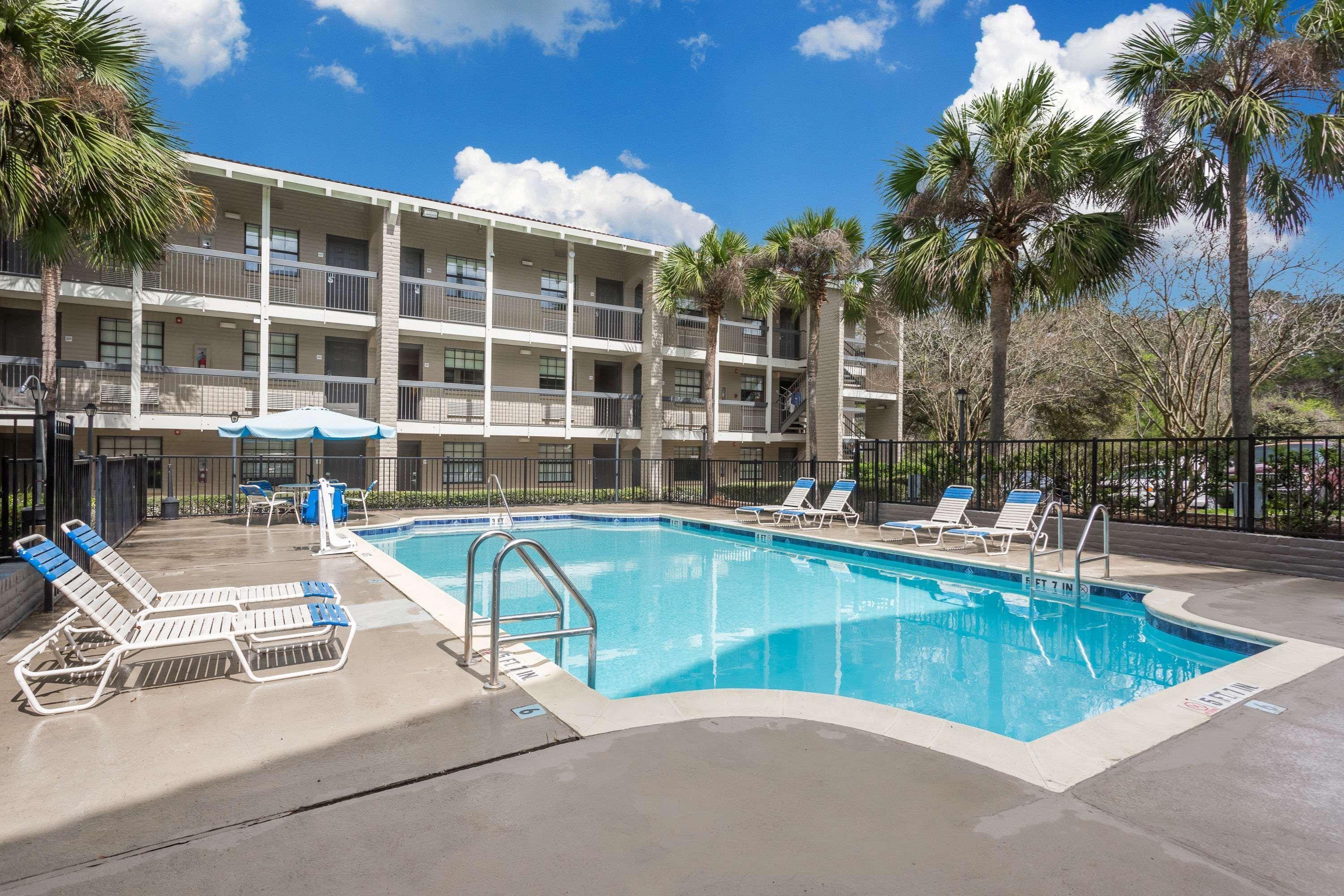 Casa Bella Inn & Suites Extended Stay Tallahassee Eksteriør bilde